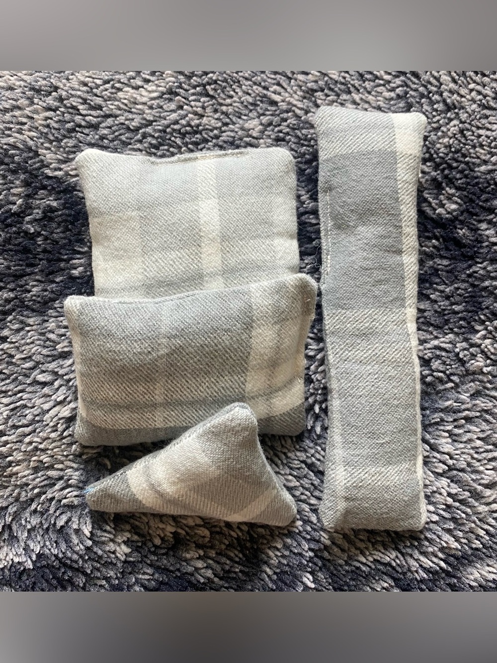 Handmade Grey & White Plaid Catnip Kick Stick Cat Toy Set (4)